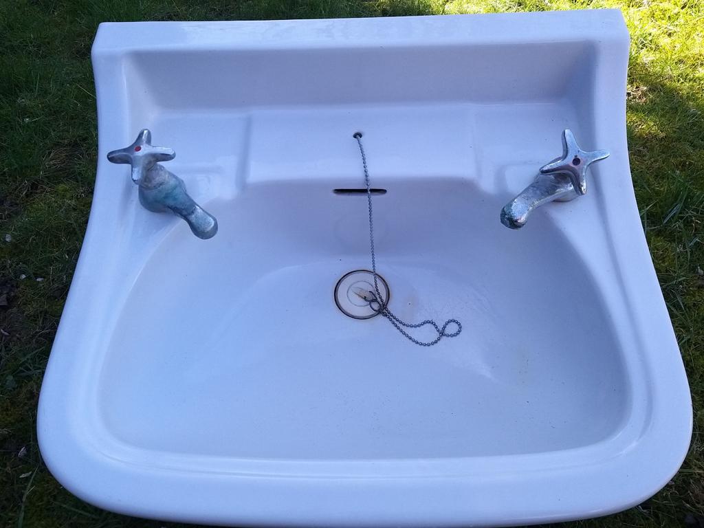 Witte vintage porseleinen gootsteen SPHINX, Ophalen, Gebruikt