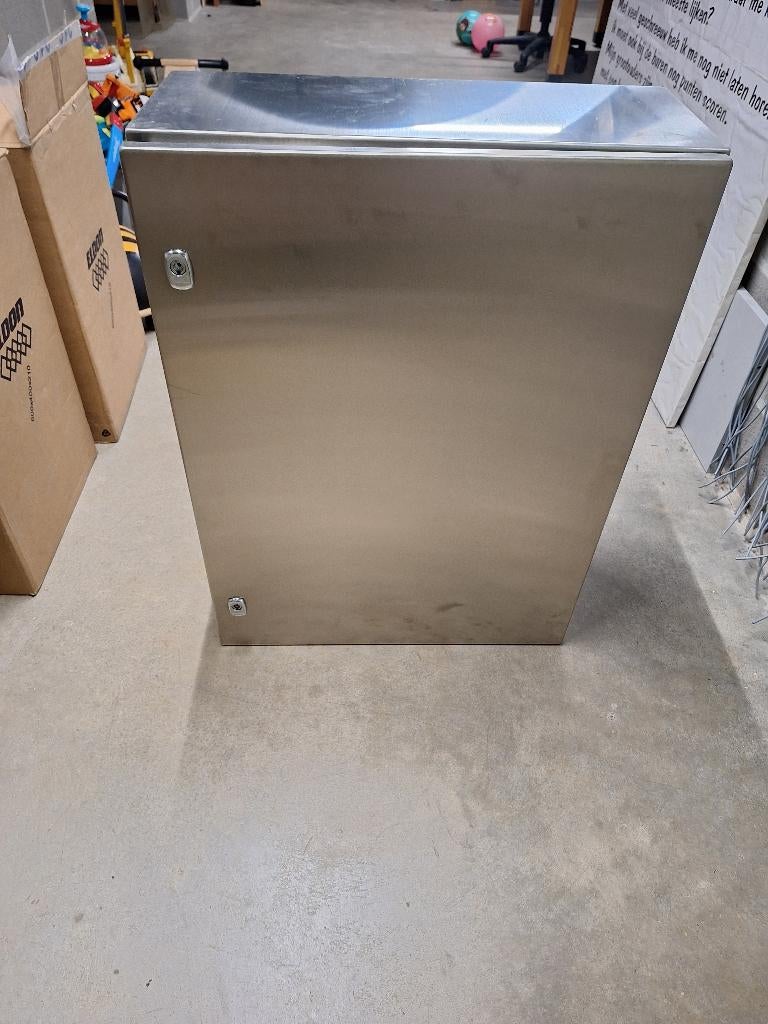 Elektriciteitskast zonder montageplaat, Doe-het-zelf en Bouw, Ophalen, Zo goed als nieuw, Overige typen