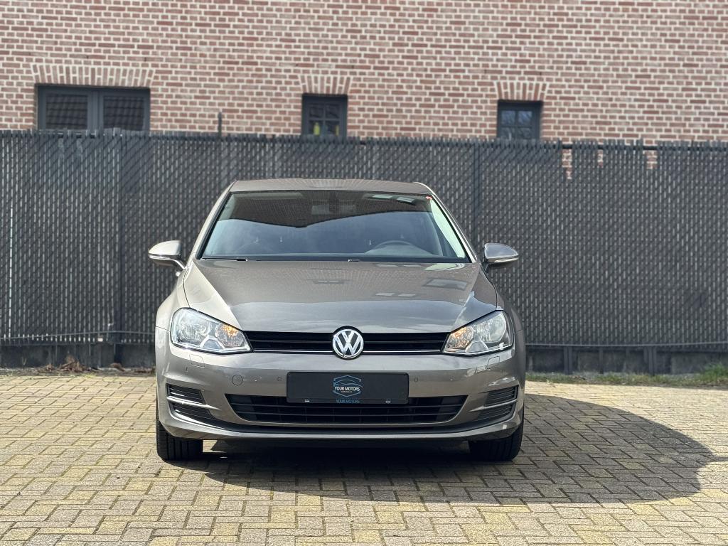 VW GOLF 7 AUT 2015 83DKM ESSENCE APPROUVÉE ET GARANTIE, Autos, 1197 cm³, Achat, Euro 6, Entreprise
