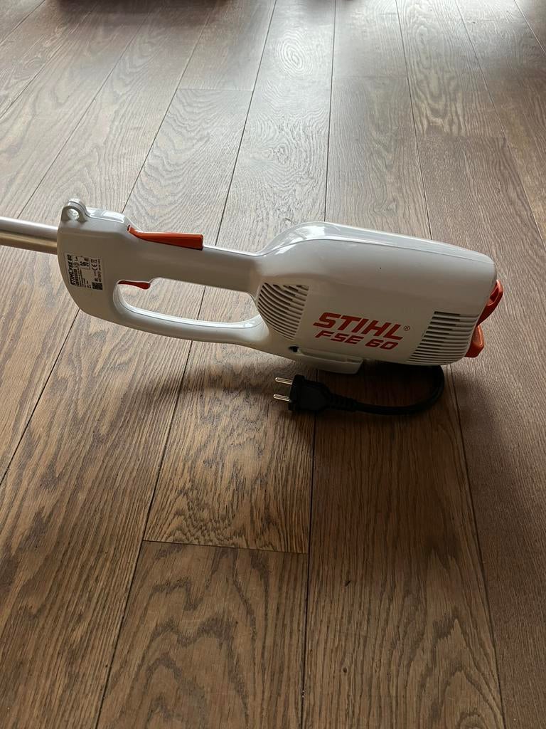 Stihl fse 60, Ophalen, Gebruikt, 10 tot 30 cm, Elektrisch