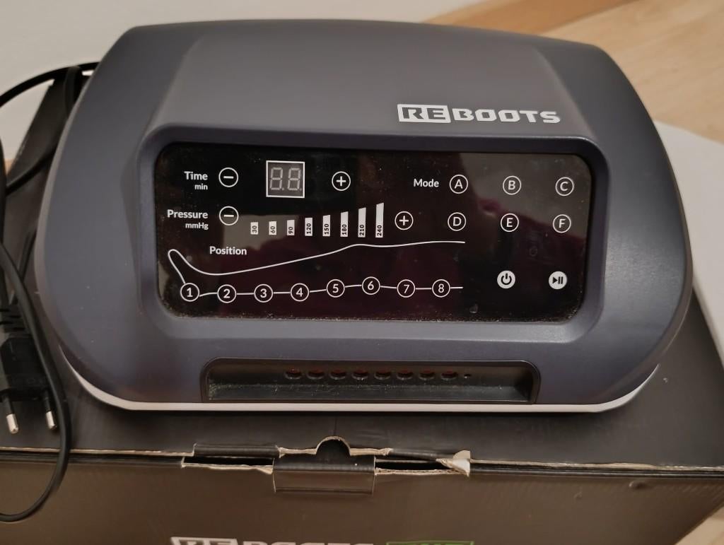 Appareil pressothérapie Reboots, Enlèvement, Comme neuf, Appareil