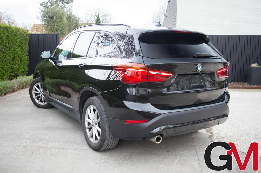 BMW X1 X1 1.5iA sDrive18 OPF (EU6AP) (bj 2021, automaat), Gebruikt, Euro 6, Zwart, 5 zetels