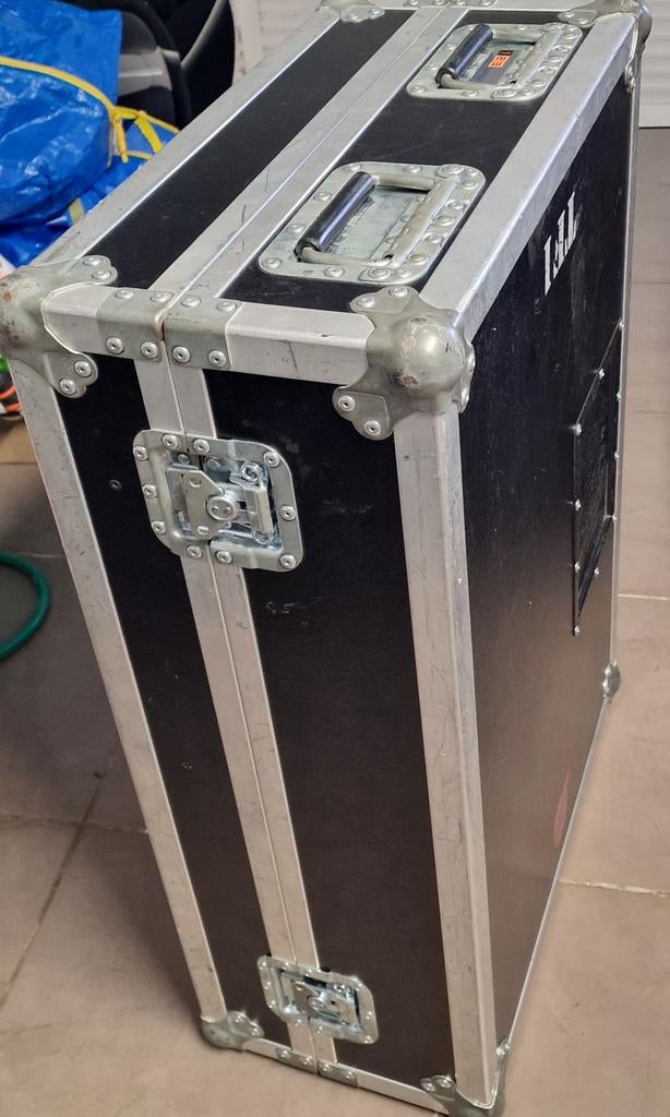 Flight case, Enlèvement ou Envoi, Utilisé, Flight case