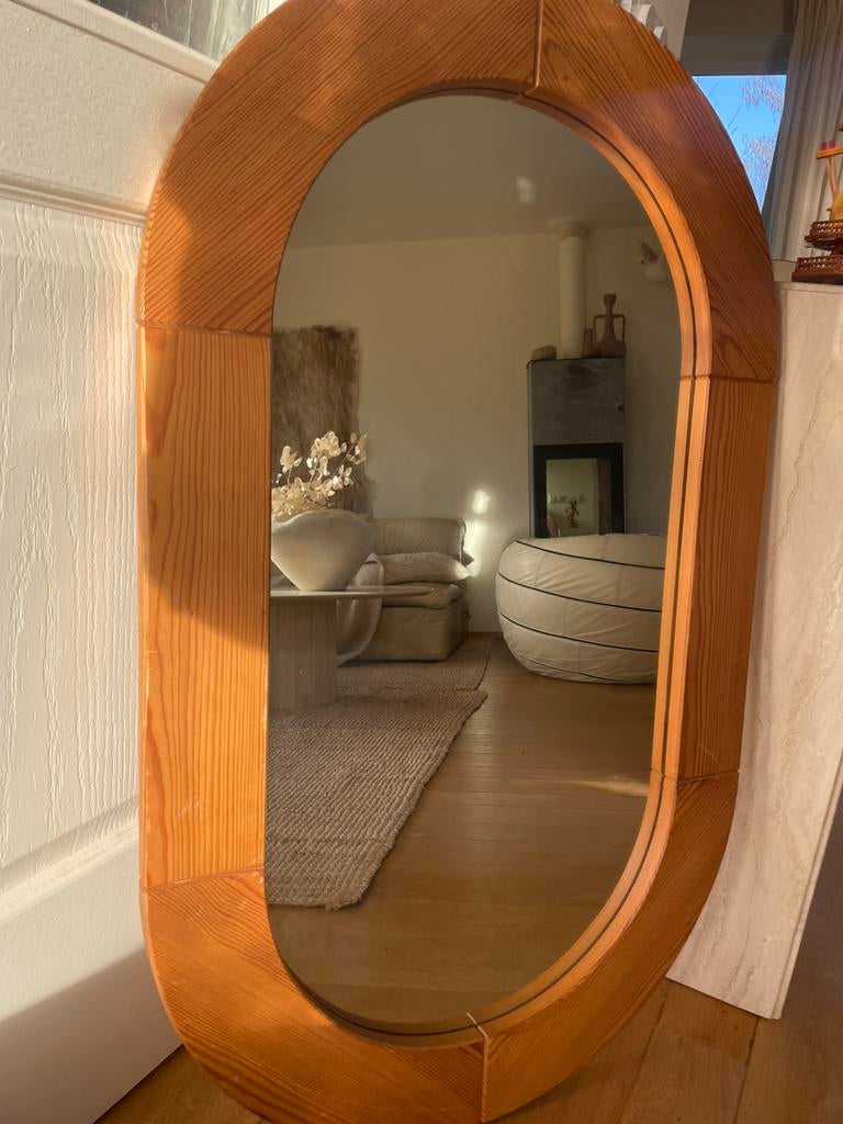 Grote ovale spiegel met een massief grenenhouten lijst., Maison & Meubles, Accessoires pour la Maison | Miroirs, Comme neuf, Enlèvement