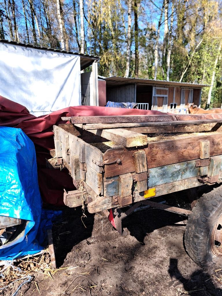 Kipkar, Zakelijke goederen, Ophalen