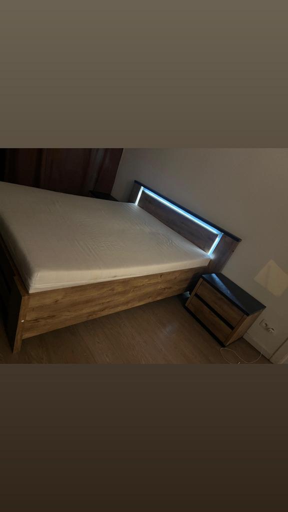 Une chambre a coucher complète, Maison & Meubles, Chambre à coucher | Lits, Enlèvement ou Envoi, Comme neuf, Une personne, Bois