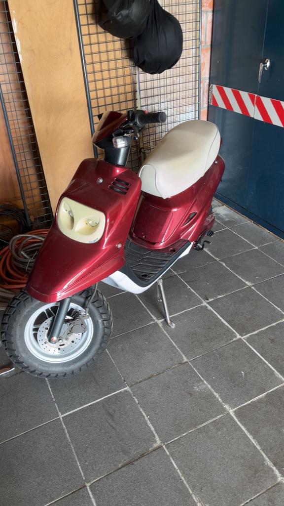 Mbk booster A-klasse, Enlèvement, Comme neuf