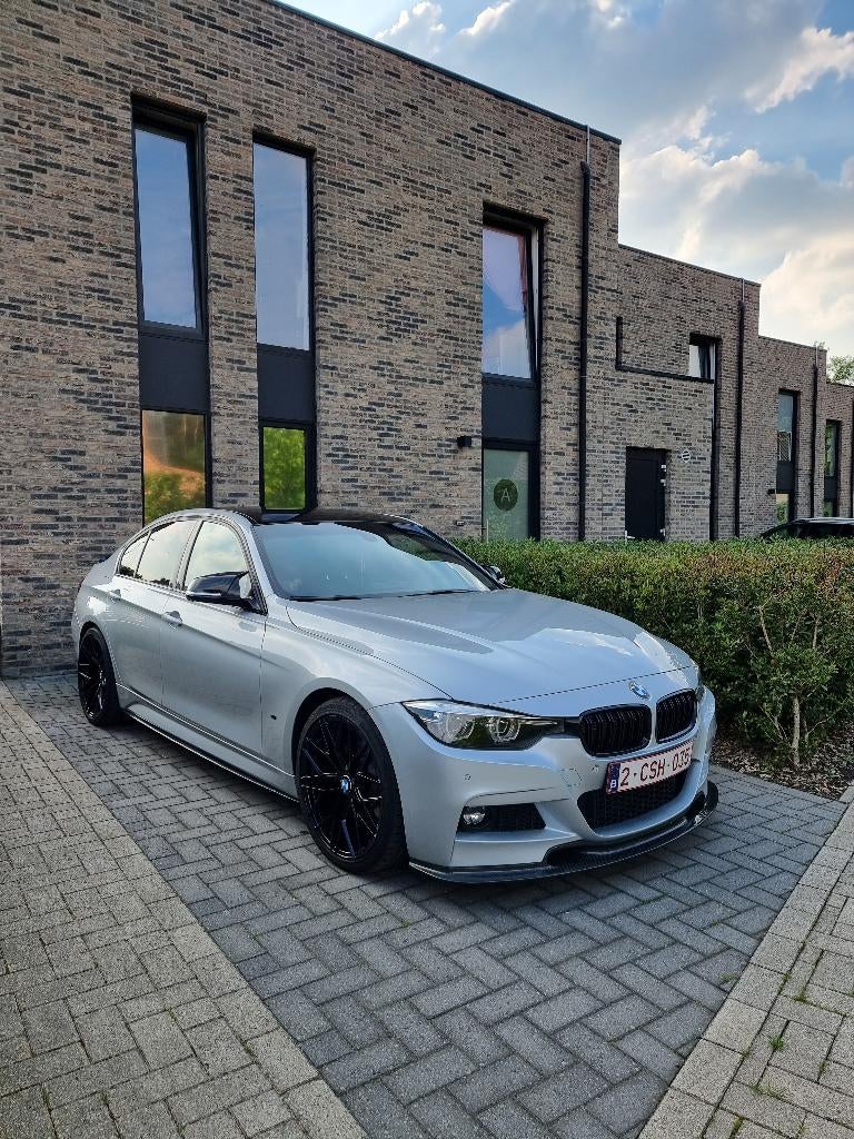 BMW 330E iPerformance, Autos, BMW, Cuir, Argent ou Gris, Achat, Noir