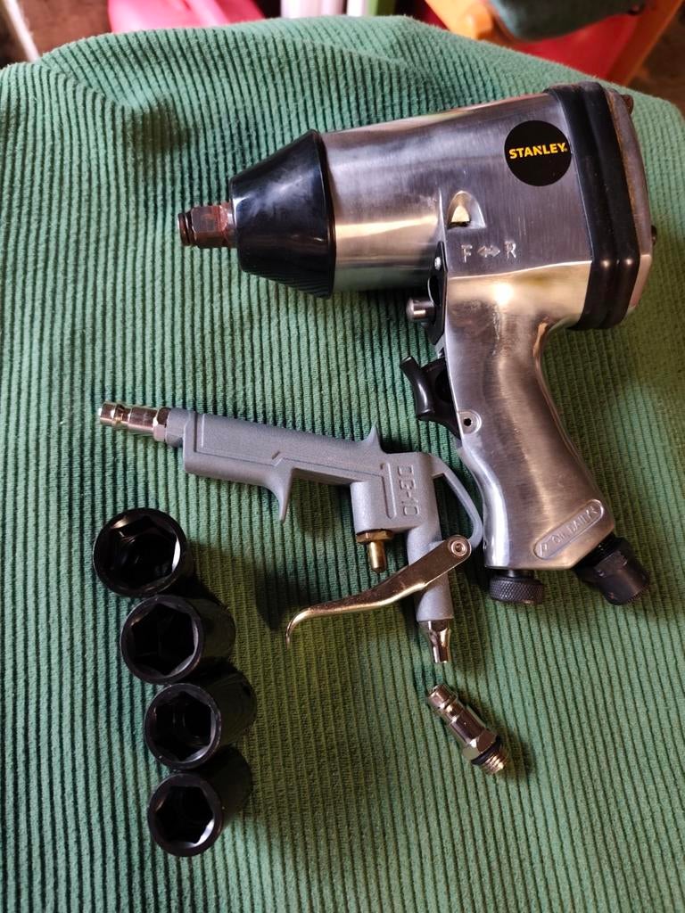 Boulonneuse pneumatique neuve Stanley avec réglage pression., Enlèvement