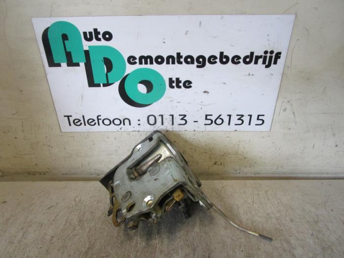 Serrure portière mécanique 4portes avant gauche d'un Merce, 3 mois de garantie, Utilisé, -, -