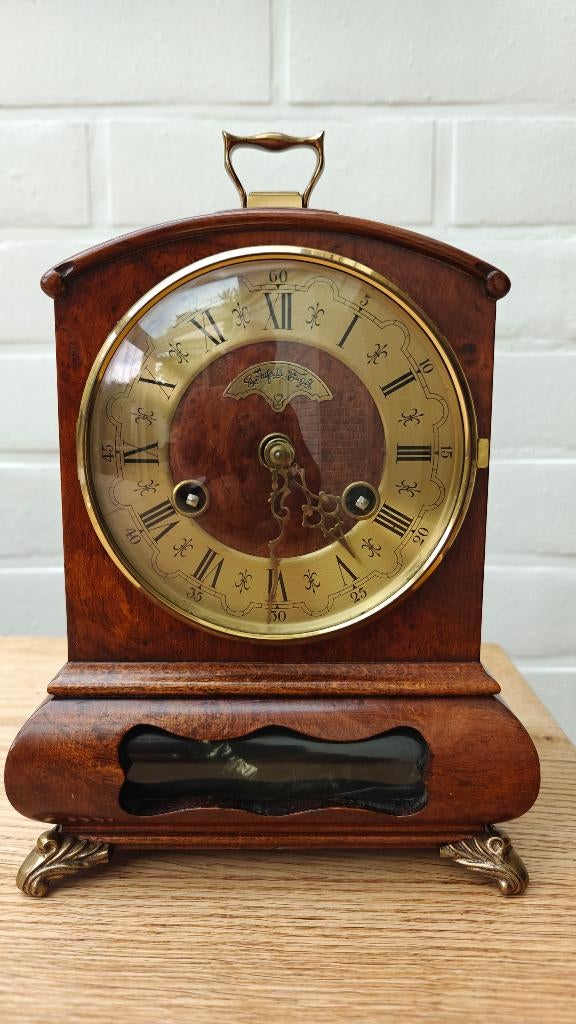 klok mechanische kabinetklok van Wuba Warmink, Enlèvement