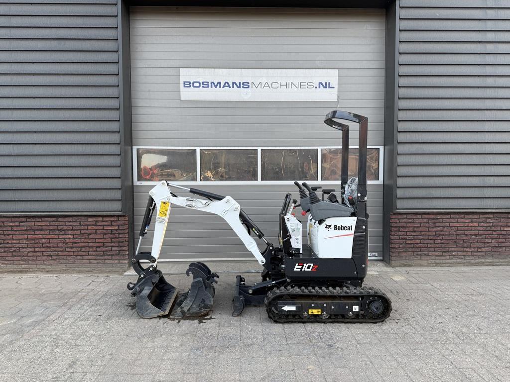 Bobcat E10 z minigraver 2025 28 uur DEMO, Articles professionnels, Machines & Construction | Grues & Excavatrices, Doosan Bob
