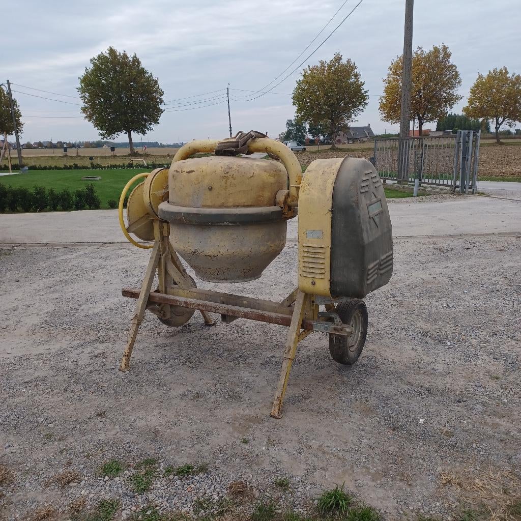 Betonmolen, Doe-het-zelf en Bouw, Betonmolens, Ophalen, Gebruikt