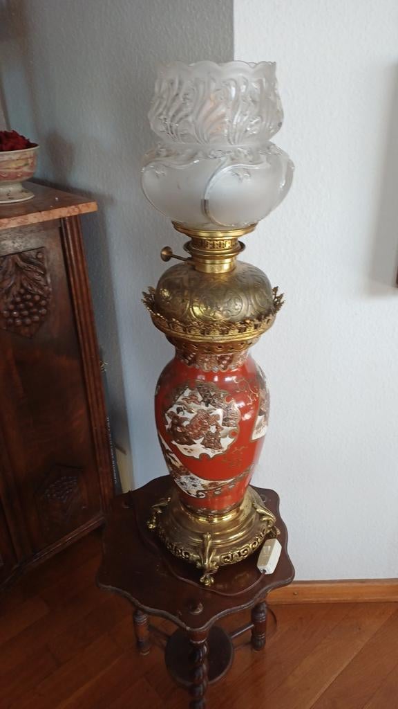 Antieke olielamp te Kalmthout, Antiek en Kunst, Antiek | Verlichting, Ophalen