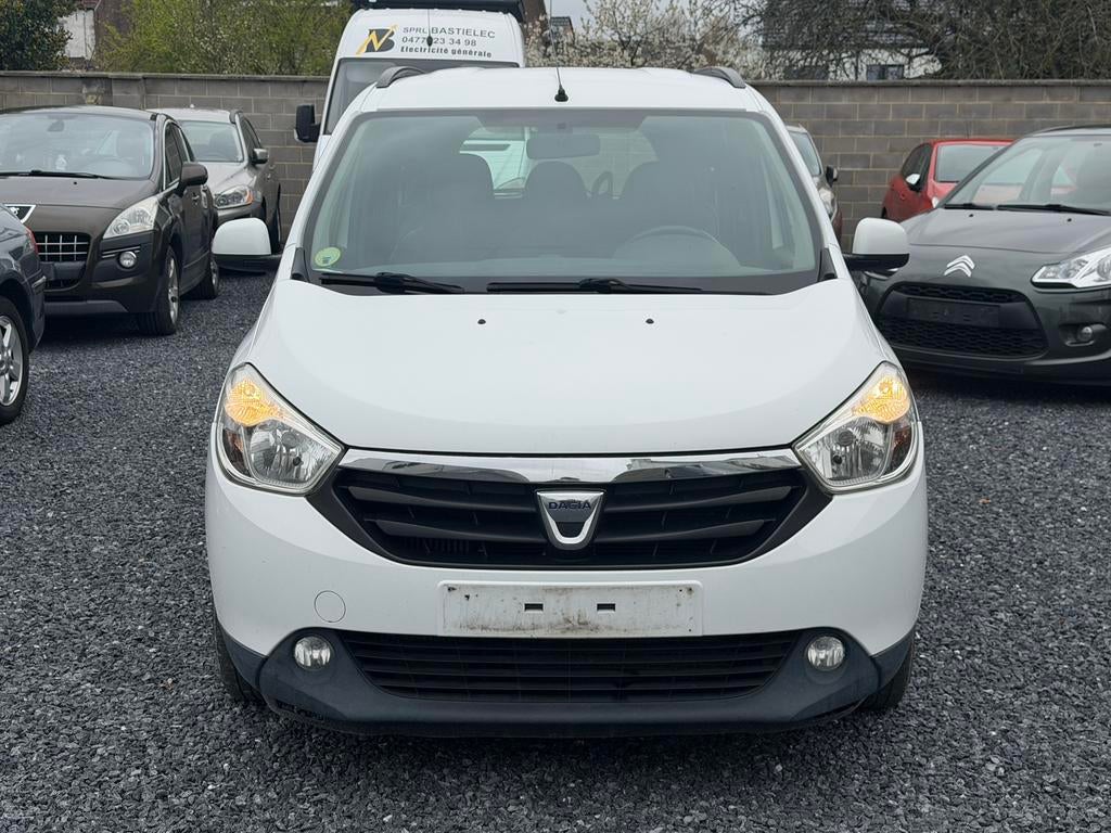 Dacia lodgy 1.5 DCI 2013 7 PLACES / AIR CO / NAVI PR /CRUISE, Auto's, Euro 5, Stof, Zwart, 4 cilinders