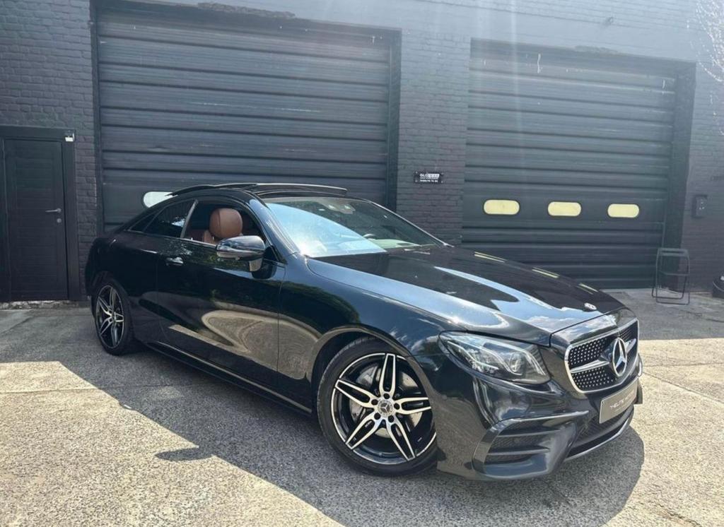 Mercedes E220 - AMG PACK - AUTOMAAT, Auto's, Mercedes-Benz, Bedrijf, Automaat, Te koop