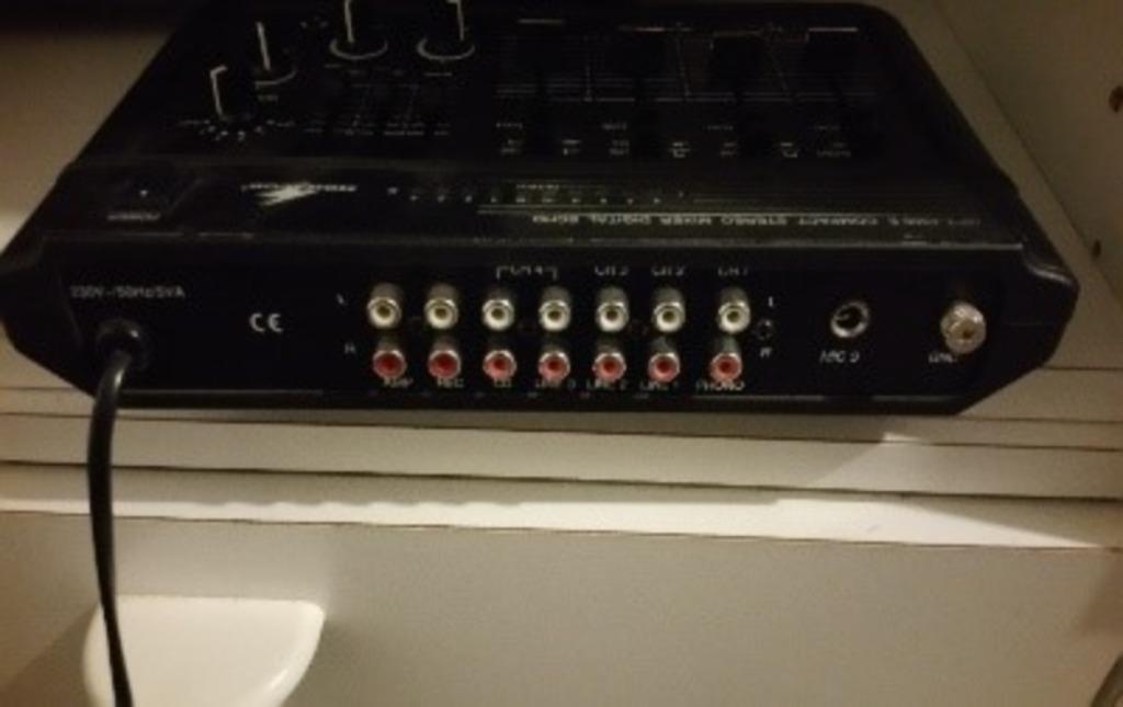 Muziek mixer monacor verkoop prijs 50 euro, TV, Hi-fi & Vidéo, Enlèvement