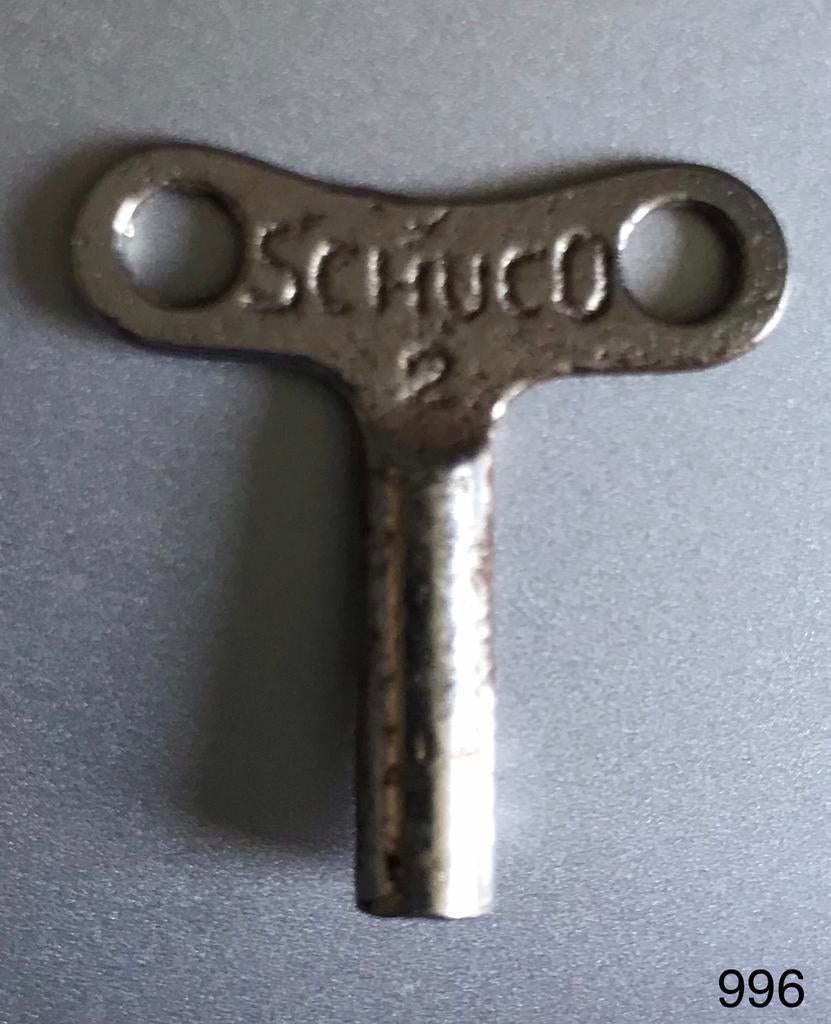 Clé Schuco n° 2 J'ai aussi la n° 1 et 3 autres marques, Collections, Jouets, Envoi