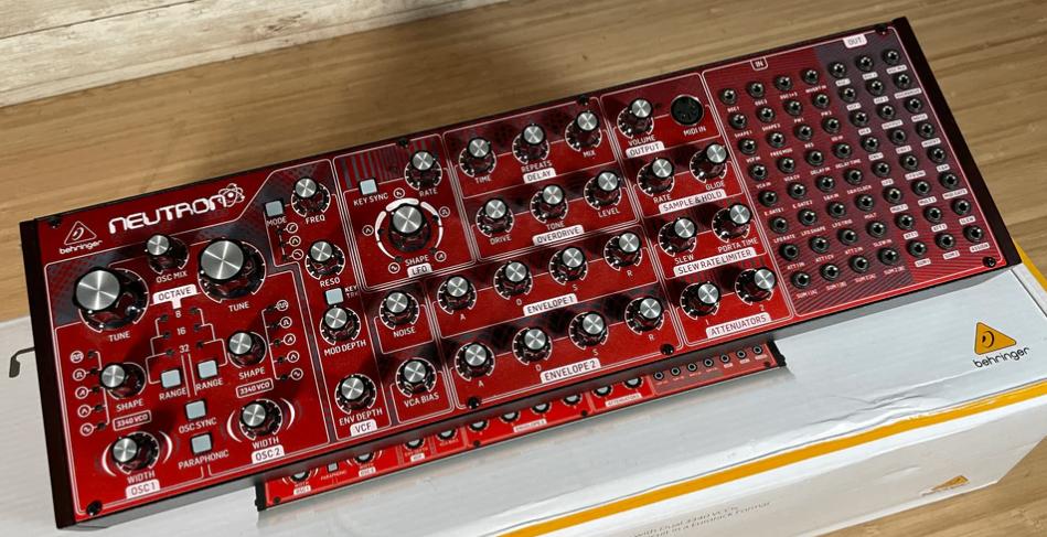 Neutron Behringer  Modular synth, Ophalen, Zo goed als nieuw, Overige aantallen, Overige merken