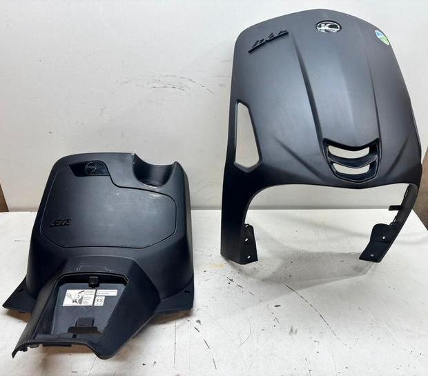 Veel onderdelen Kymco New Like 2020 euro4 12k brom, Vélos & Vélomoteurs, Pièces de cyclomoteur | Scooters, Utilisé, Kymco, Capot