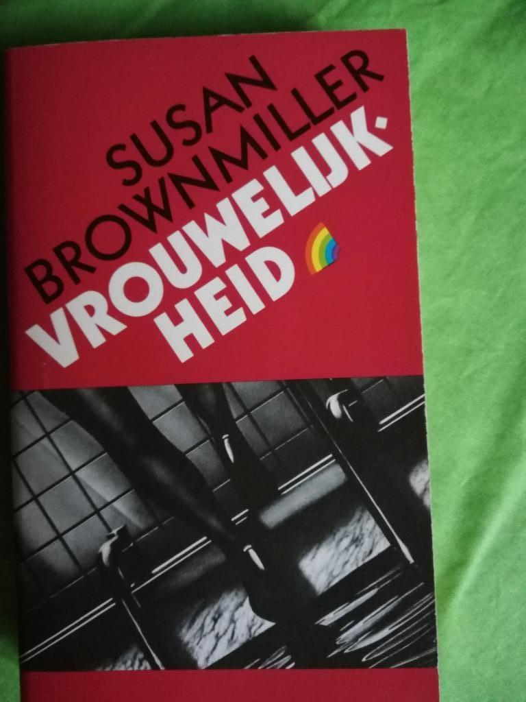 Vrouwelijkheid - Susan Brownmiller, Sociale psychologie, Ophalen of Verzenden, Zo goed als nieuw, Susan Brownmiller