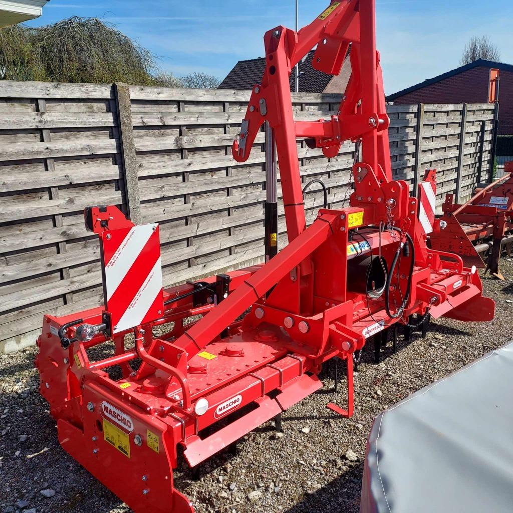 ROTOREGG MASCHIO NIEUW, Ophalen