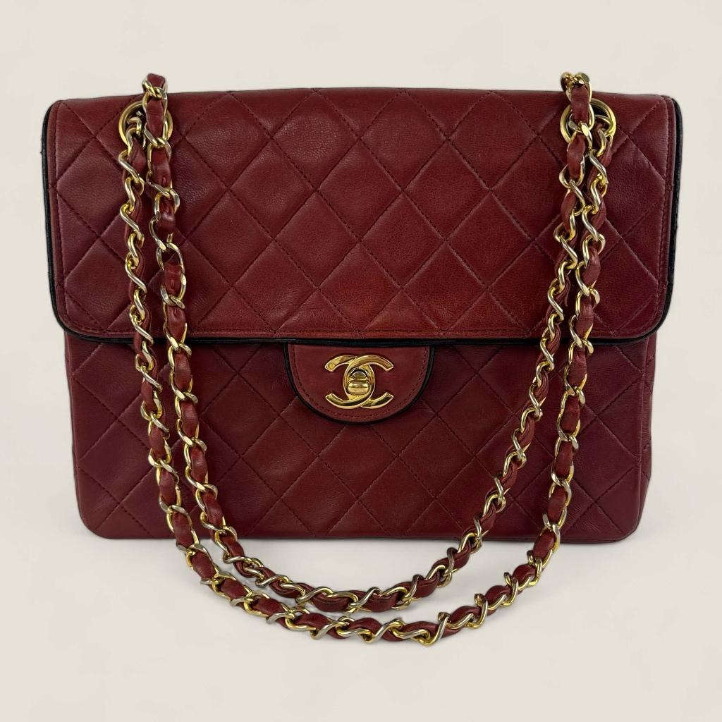 Chanel medium tall classic flap, Handtassen en Accessoires, Tassen | Damestassen, Gebruikt, Schoudertasje, Rood, Ophalen of Verzenden