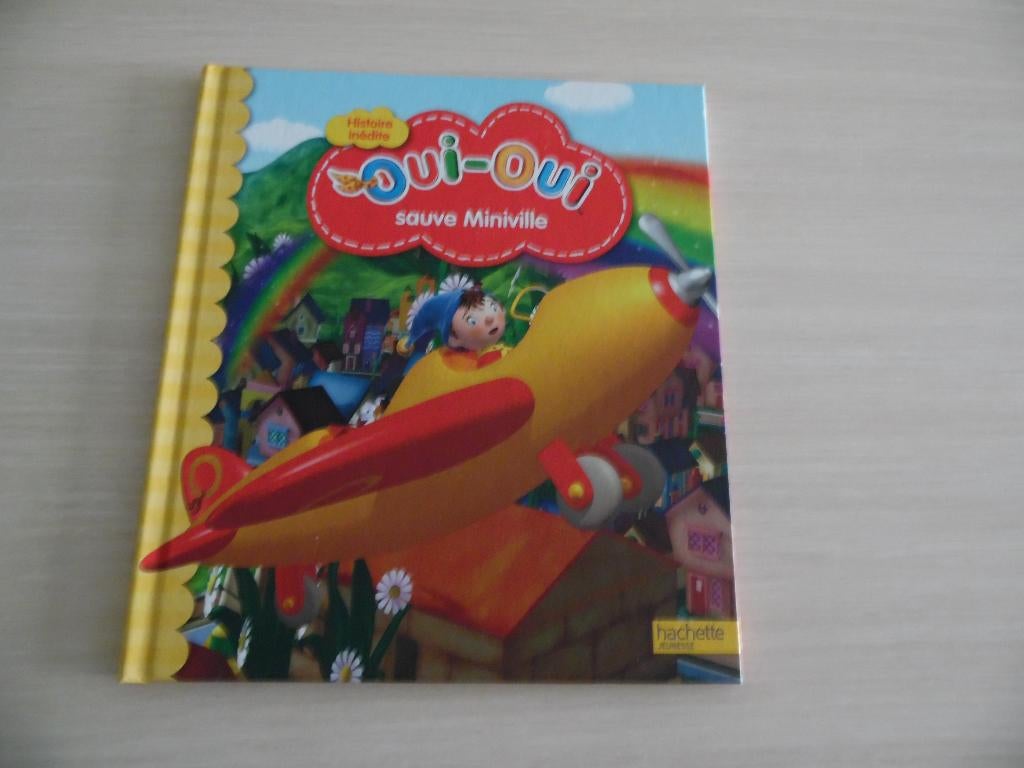 OUI-OUI SAUVE MINIVILLE, Livres, Garçon ou Fille, Enlèvement ou Envoi, Fiction général, Comme neuf