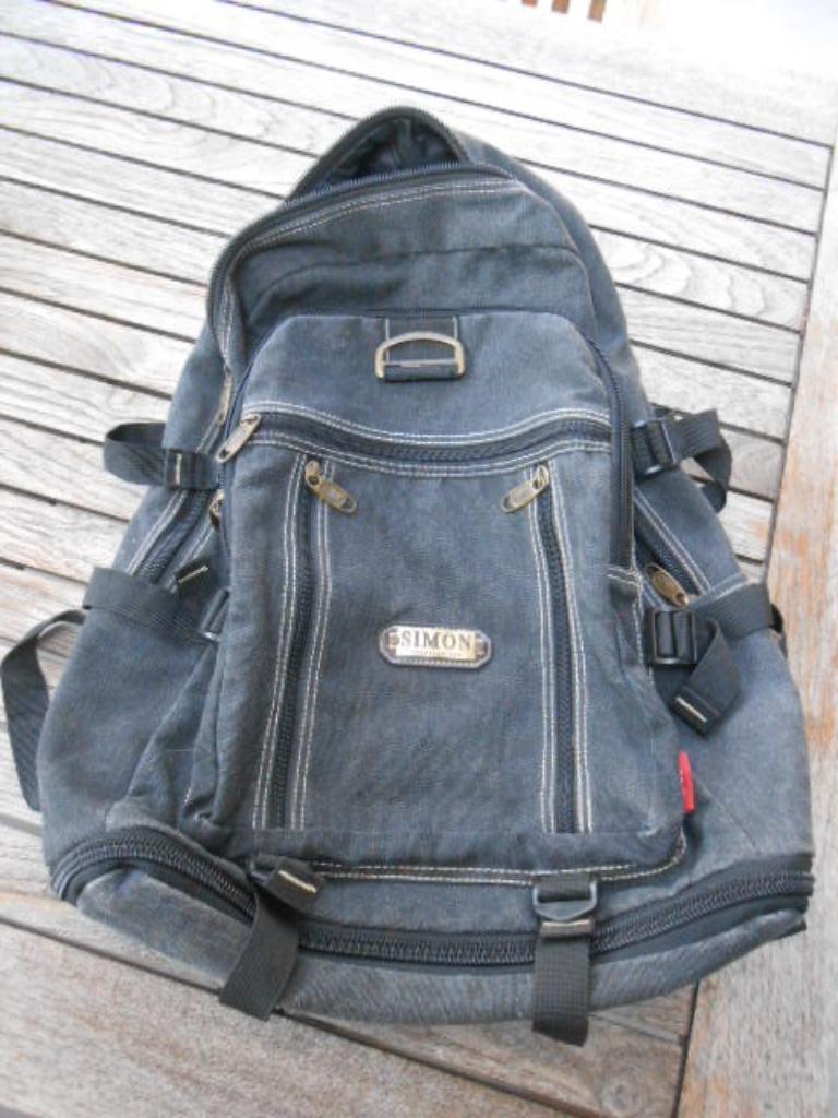 rugzak merk:Simon vogueleather zwart met laptop mogelijkheid, 40 cm of meer, Ophalen of Verzenden, Zo goed als nieuw, Overige merken