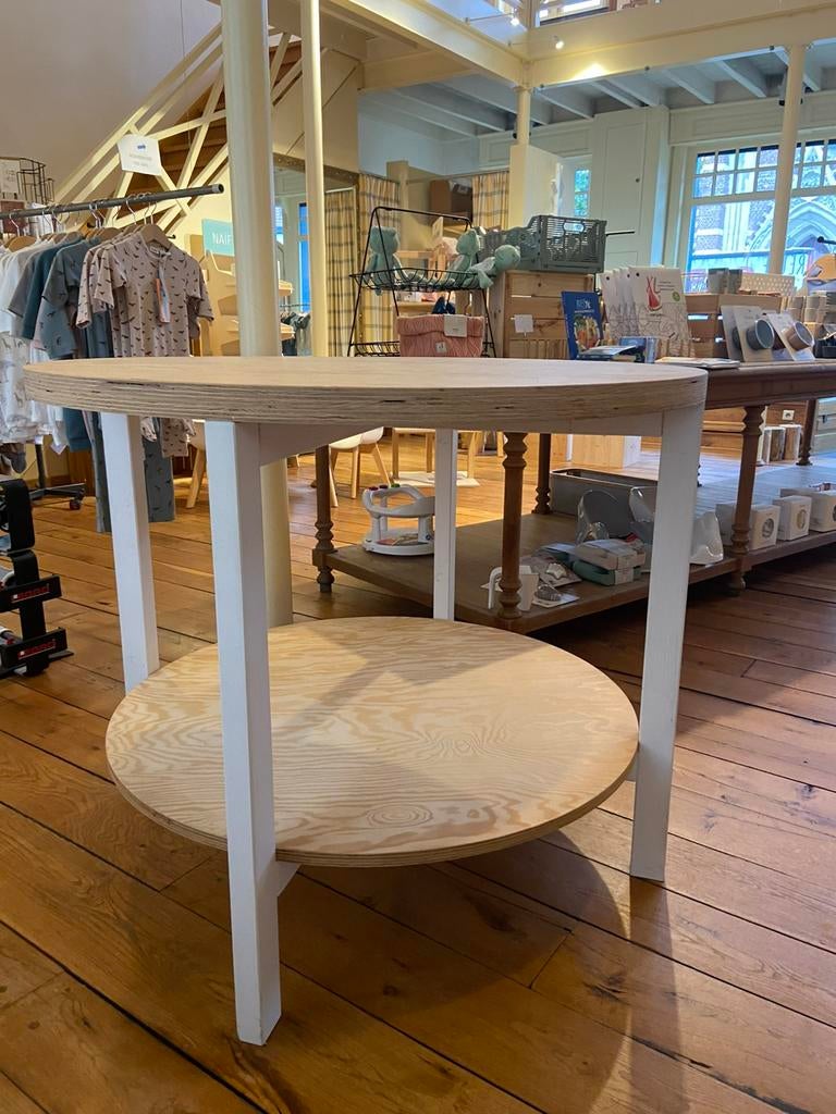 Prachtige handgemaakte tafel, Enlèvement