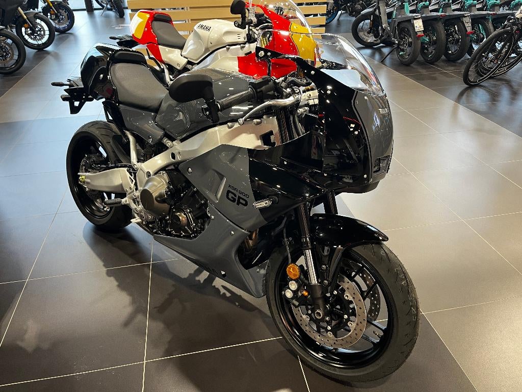 Yamaha XSR900 GP Power Grey, Motos, Permis Moto A, Entreprise, Plus de 35 kW, Sport