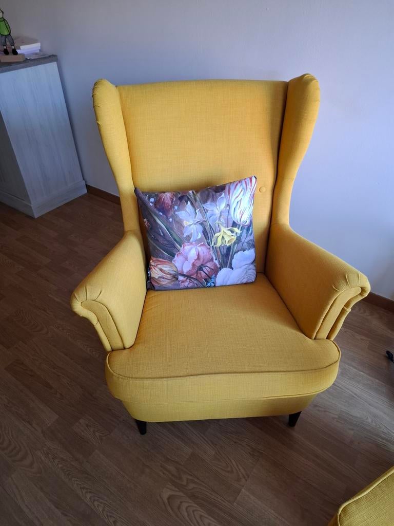 Zetel met voetenbank., Huis en Inrichting, Fauteuils, Ophalen, 100 tot 125 cm, Klassiek, Zo goed als nieuw