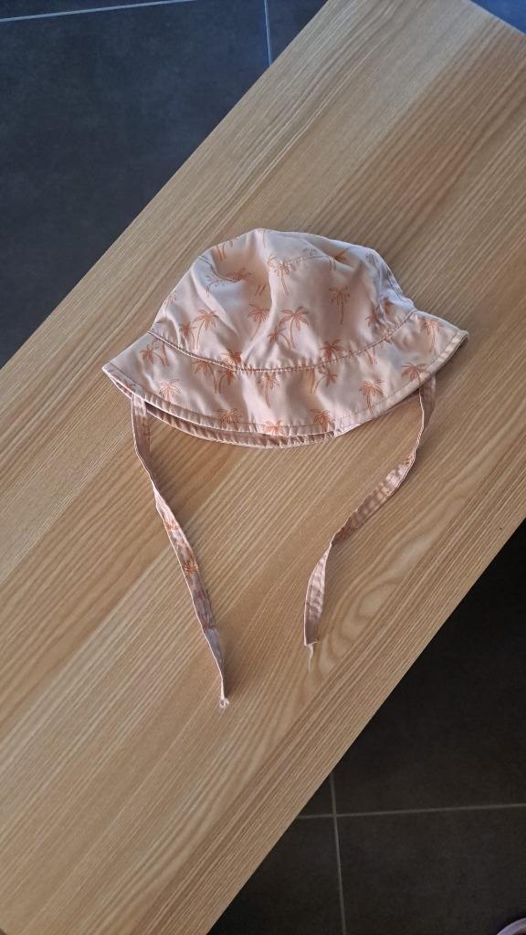 Zonnehoedje 1,5 à 2 jaar, Kinderen en Baby's, Ophalen of Verzenden, Gebruikt