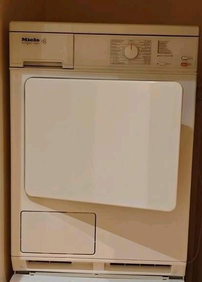 A vendre Séchoir sèche linge à condensation Miele T4222C, Enlèvement