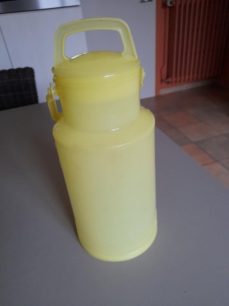 Melkkan met deksel, Huis en Inrichting, Emmers, Ophalen, Gebruikt, Met deksel