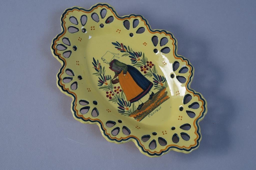 Plat en céramique Henriot Quimper Cancale, Antiek en Kunst, Ophalen of Verzenden
