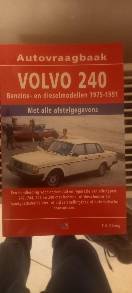 Volvo 240 vraagbaak olving nieuwste uitgave 1975/91, Boeken, Auto's | Boeken, Ophalen of Verzenden, Zo goed als nieuw, Volvo