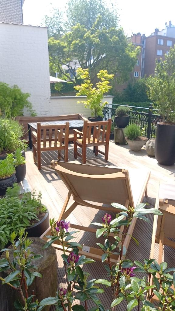 HOMME A TOUS FAIRE, Enlèvement, Neuf