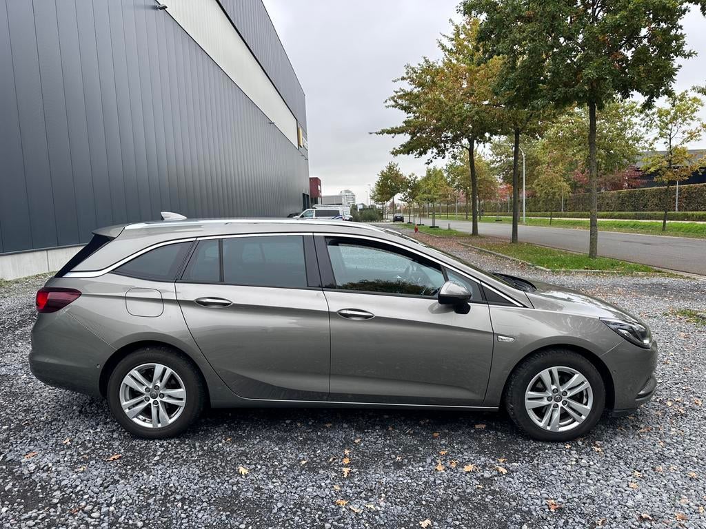 Opel astra benzine 2017, Voorwielaandrijving, Leder, Bedrijf, 5 deurs