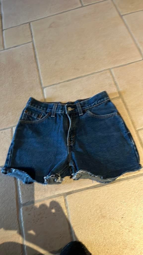 Levi’s short maat small, Enlèvement ou Envoi, Comme neuf