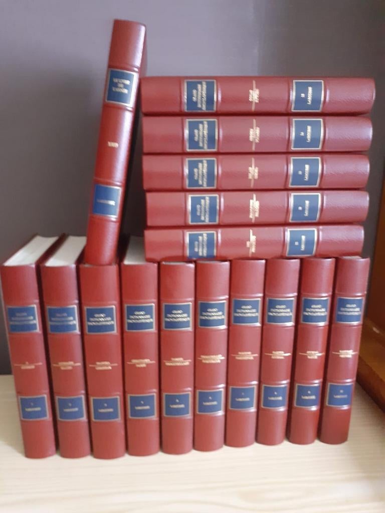 Encyclopédie du grand larousse en 16 volumes, Livres, Enlèvement, Comme neuf
