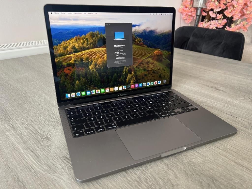 MacBook Pro 13 (Apple M1 Chip / 16 Gb / 256 Go SSD), Zo goed als nieuw, Azerty, 16 GB, Ophalen