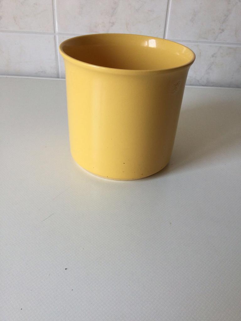 Gele bloempot - cachepot, Enlèvement ou Envoi, Comme neuf