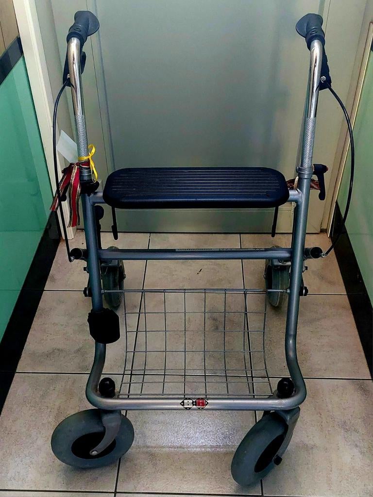 Déambulateur, Enlèvement, Utilisé