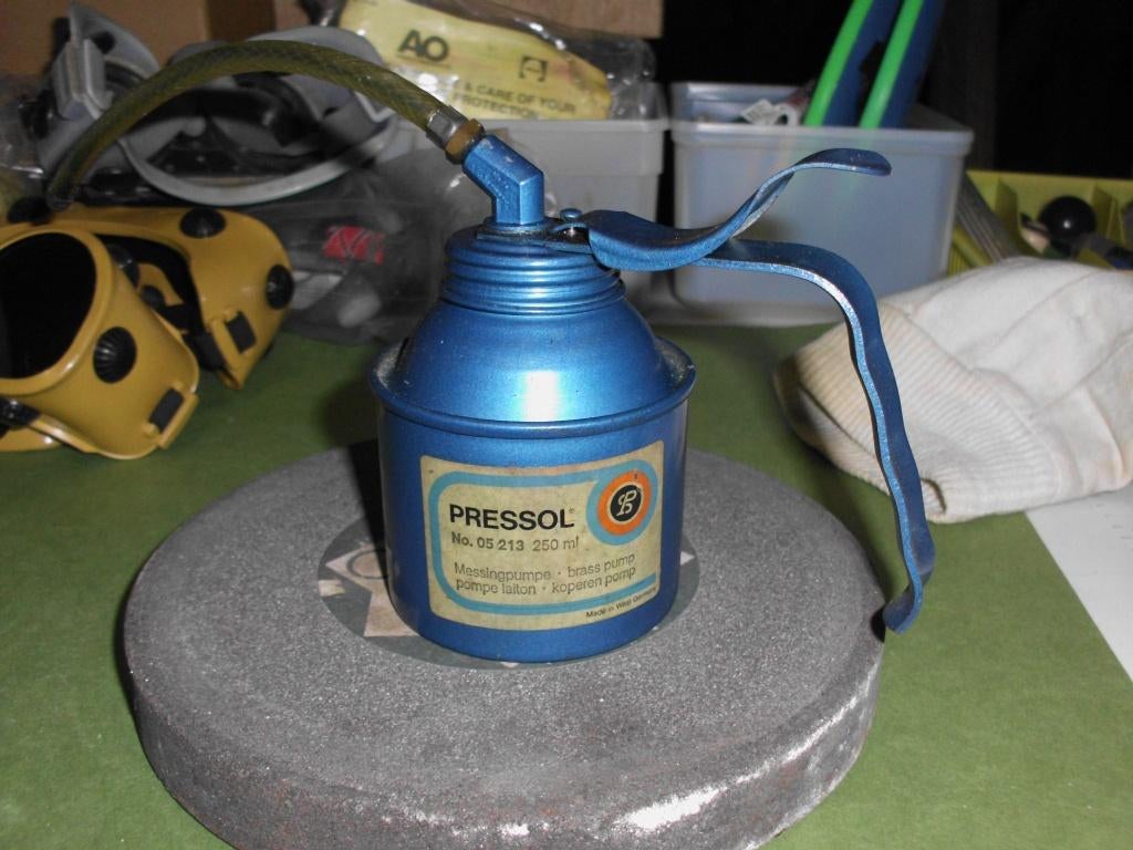pompe à huile en cuivre Pressol-250ml, Enlèvement
