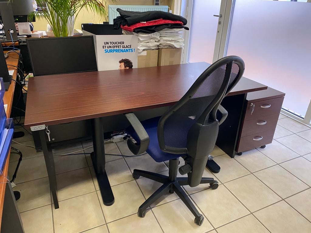 Bureau professionnel - hauteur réglable, Maison & Meubles, Bureaux, Enlèvement, Comme neuf