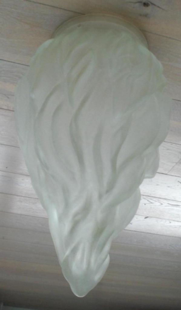Grand globe 'Torchère' art Deco verre opalin satiné Impec, Maison & Meubles, Moins de 50 cm, Art deco, Verre, Comme neuf