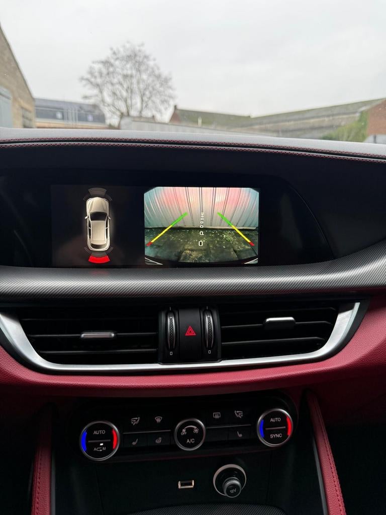 Alfa Romeo Stelvio 2.0T 200 ch Q4 AT8 Lusso, Autos, Alfa Romeo, Entreprise, Achat