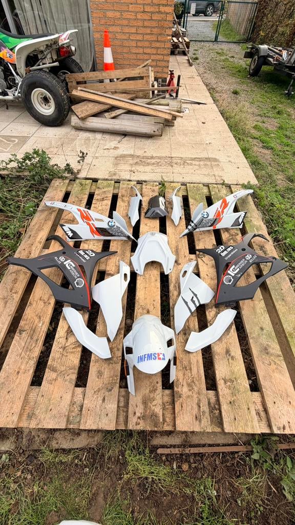 Kit carénages complet bmw S1000RR, Enlèvement