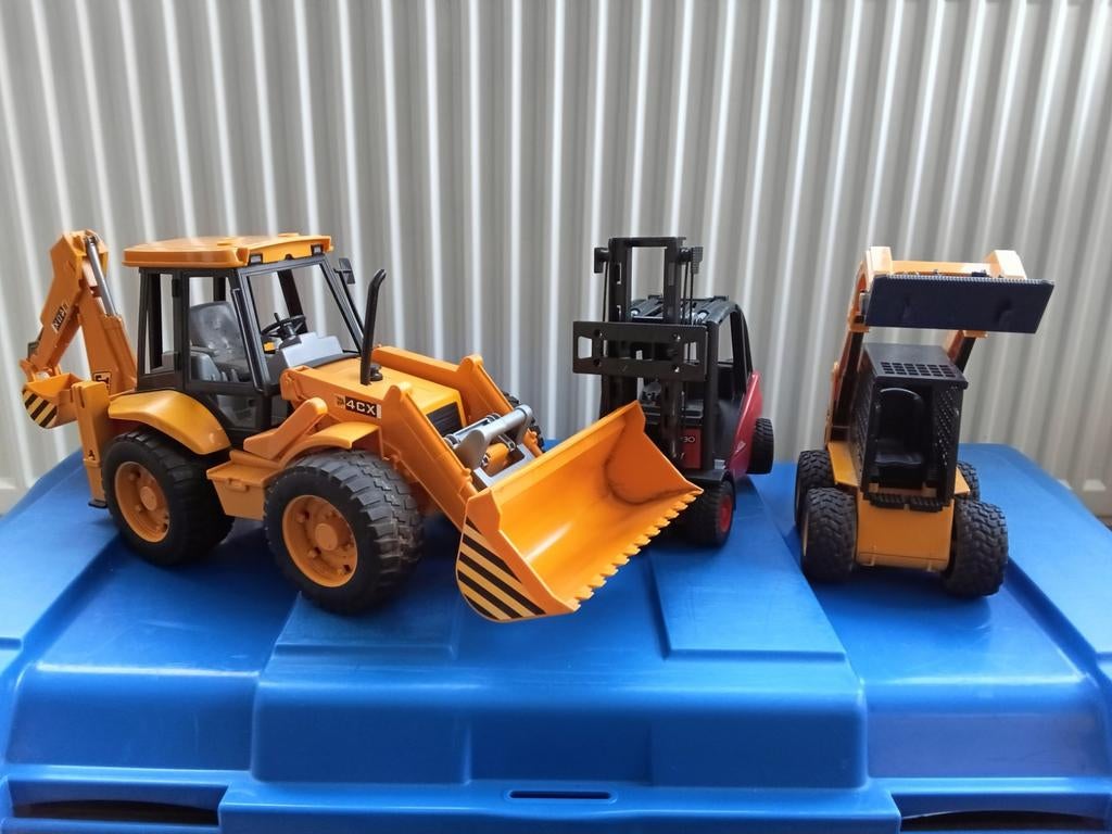 3 Bruder auto's, Kinderen en Baby's, Speelgoed |Speelgoedvoertuigen, Ophalen of Verzenden, Gebruikt